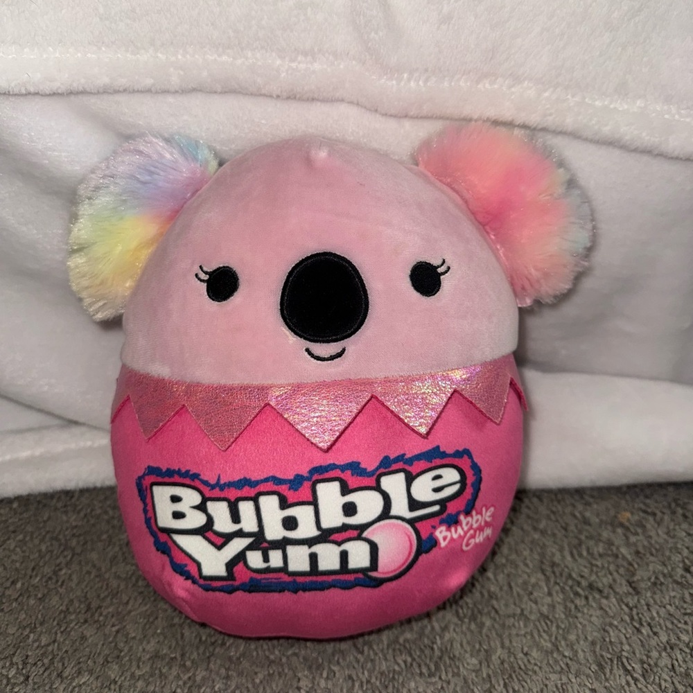 Bubble Yum Pink Angelie the Koala. Special edition Squishmallows.